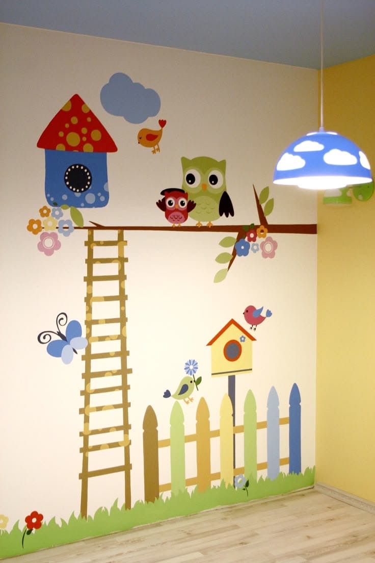 Owl & Birdhouse Garden Wall